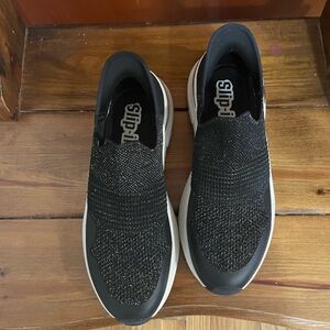 Skechers Slip Black and Gray Women’s Sneakers